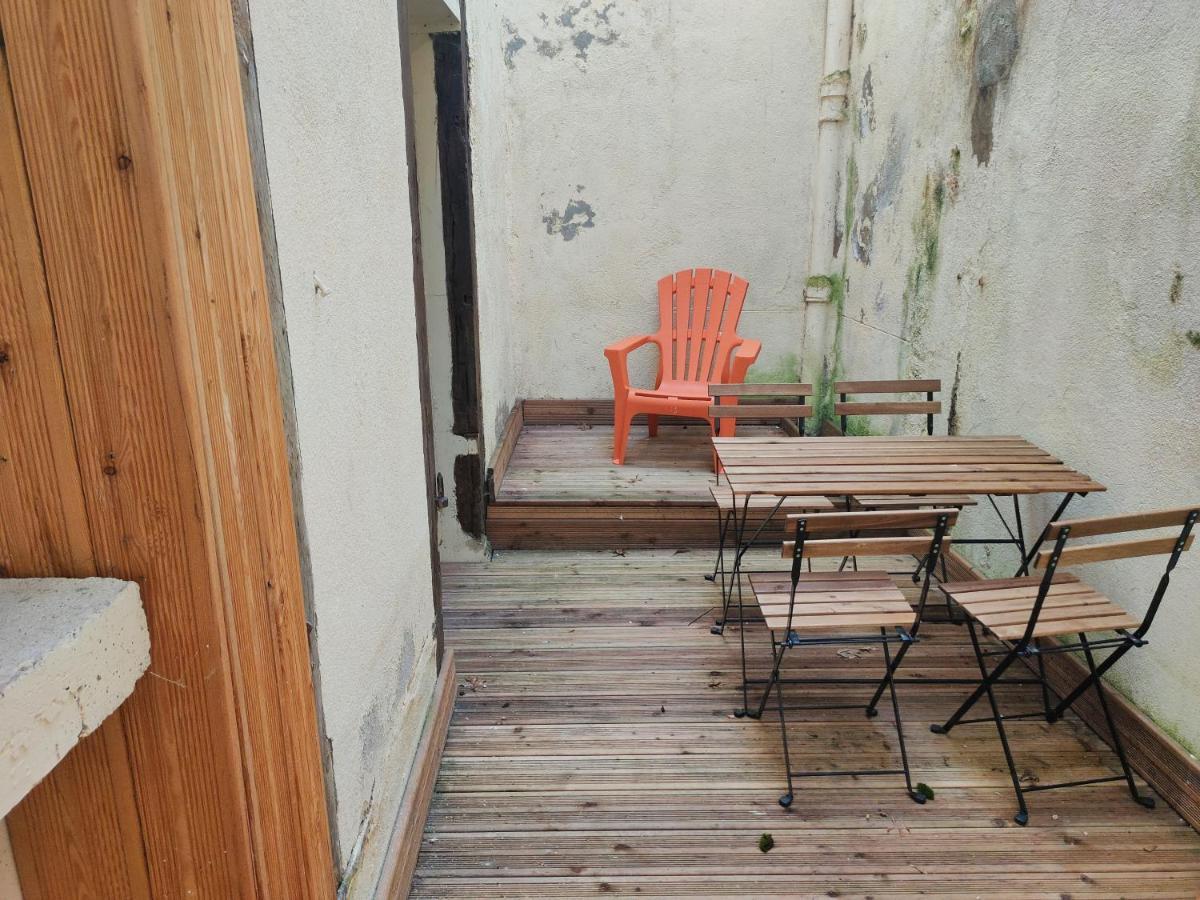 Ferienwohnung Patio Cosy Thizy-les-Bourgs Exterior foto